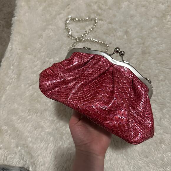 Vintage Faux Snakeskin Red Kiss Lock Shoulder Crossbody Bag Purse Retro Coquette - Picture 6 of 6